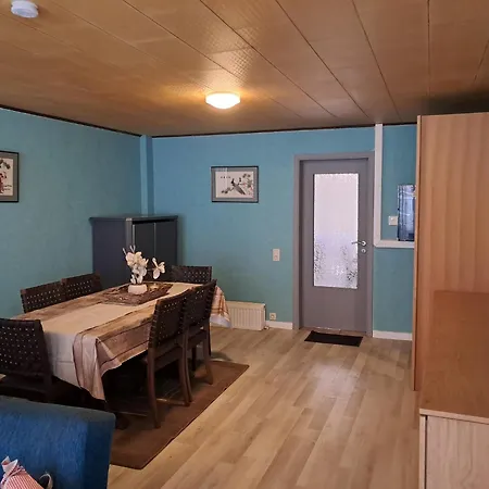 Gelijksvloers 2 Slaapkamers *