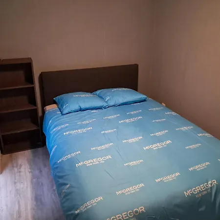 Apartment Gelijksvloers 2 Slaapkamers *