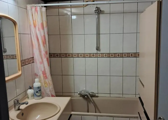 Gelijksvloers 2 Slaapkamers *